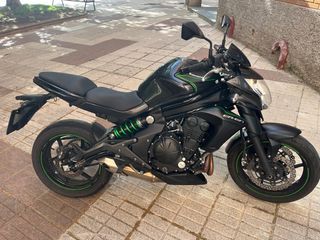 Moto Kawasaki ER-6N 650cc año 2016