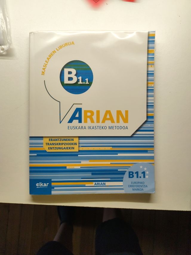 Arian B1.1 Ikaslearen liburua ( +CD audio ): (E...