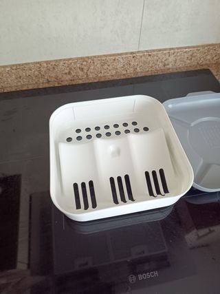 Esterilizador biberones Chicco.