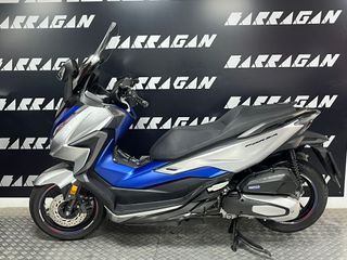 Honda Forza 125 - Moto Scooter
