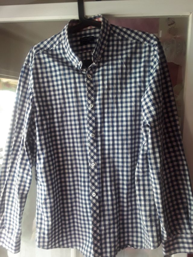 Camisa Sfera cuadros azul-blancoy detalles fucsia