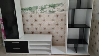 Mueble salón blanco y negro ,