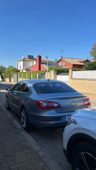 Volkswagen Passat CC 2010