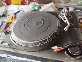 Tocadiscos antiguos Aiwa & Beitor