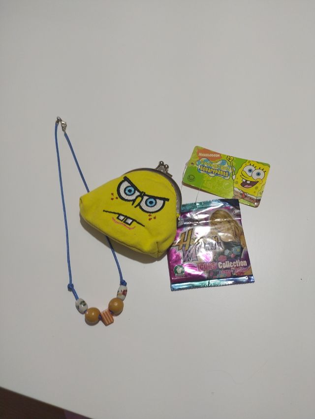 Monedero Bob Esponja + Collar + paquete