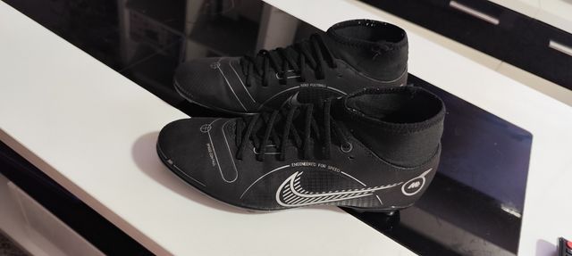 Botas Nike Mercurial Superfly 8 Club MG.