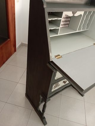 Escritorio antiguo restaurado