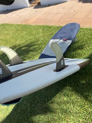 Tabla kitesurf Brunotti Biscuit 5’2” 2023 straples