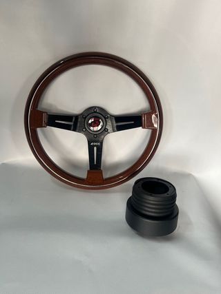 Volante y piña madera coche clasico