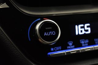 Toyota Corolla 1.8 125H ACTIVE TECH E-CVT