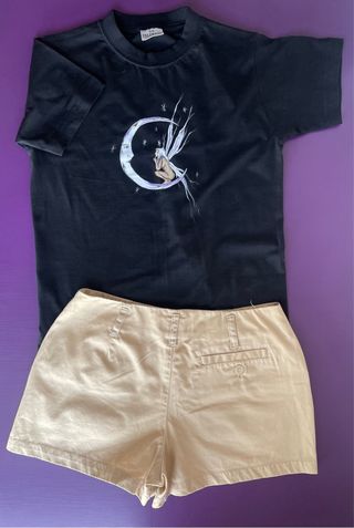Camiseta negra hada & shorts beige