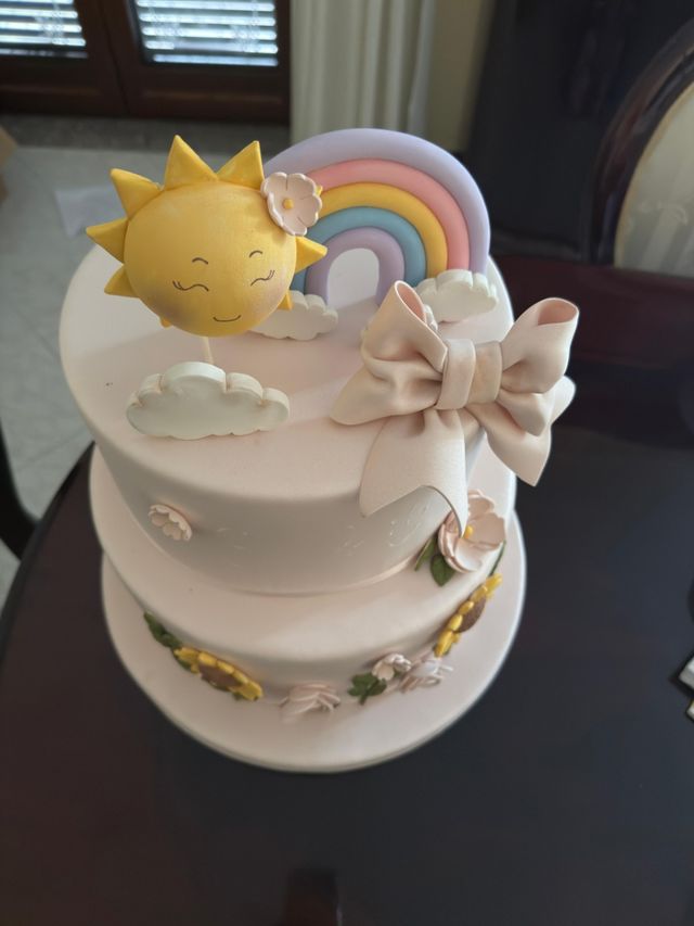 Torta scenografica- Tema Sole Arcobaleno