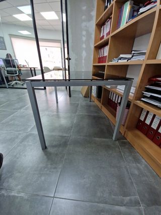 Mesa comedor/oficina negra - cristal y metal