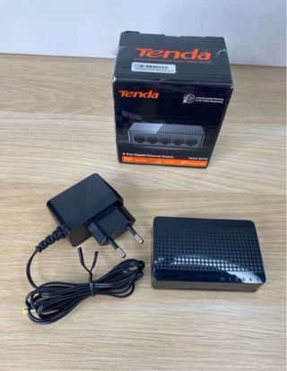 Switch Ethernet Tenda 5 puertos SG105