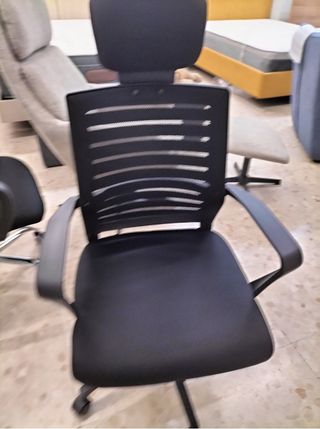 Silla oficina negra - Mesh 3D