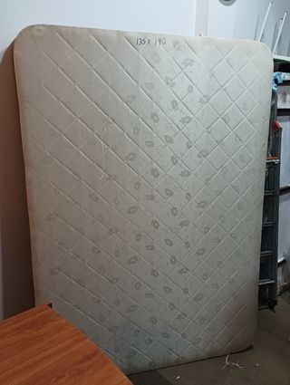 135x190 basé tapizada