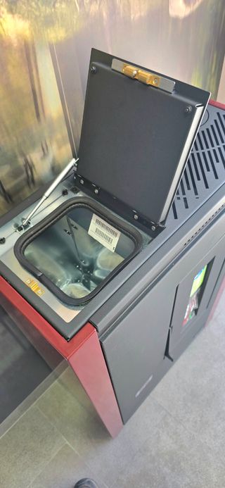 Estufa de pellet de pasillo modelo Luisella