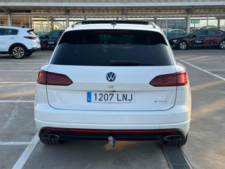 Volkswagen Touareg R 462CV 2021 FULL EQUIP