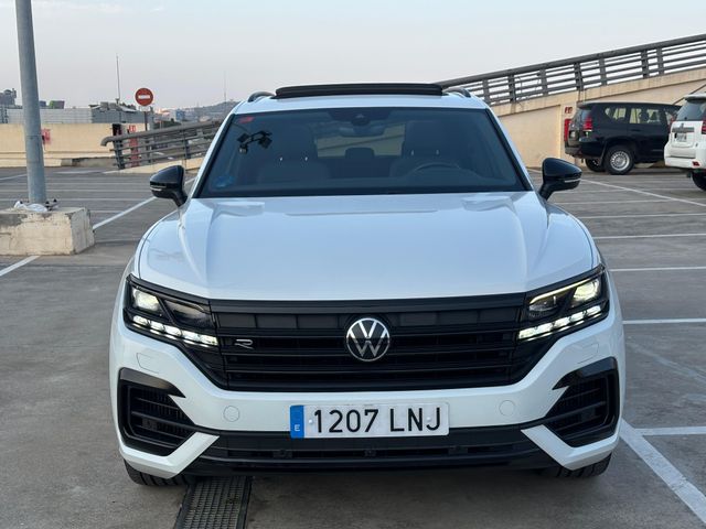 Volkswagen Touareg R 462CV 2021 FULL EQUIP