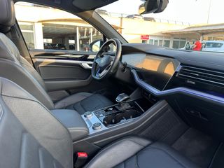 Volkswagen Touareg R 462CV 2021 FULL EQUIP