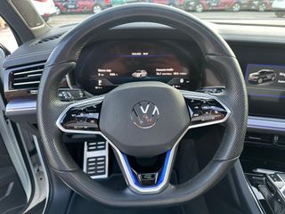 Volkswagen Touareg R 462CV 2021 FULL EQUIP