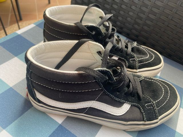 Vans Mid-Top Negras
