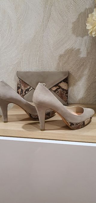 Zapatos y bolso beige-marrón