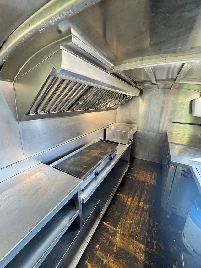 Foodtruck Mercedes - Cocina móvil