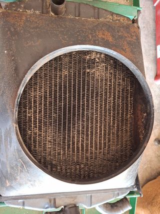 Radiador Seat 850 clásico