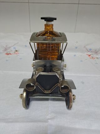 Coche licorera vintage metal