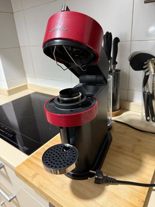 Cafetera Nespresso Krups, roja