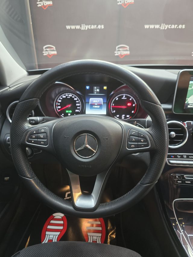 Mercedes-Benz Clase C 220 AMG LINE 