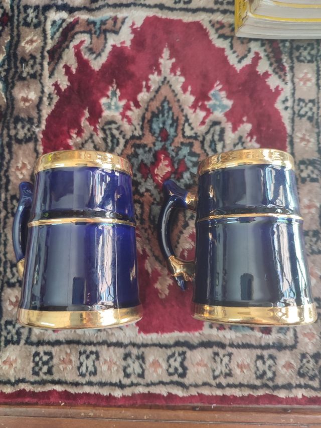 Dos jarras porcelana Portugal Estatuaria