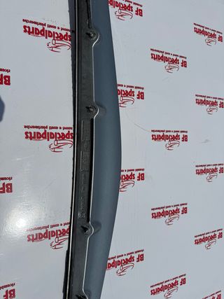 Spoiler post Alfa Romeo 147 Q2