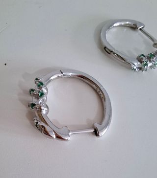 Aros plata con circonitas verdes