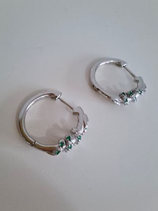 Aros plata con circonitas verdes