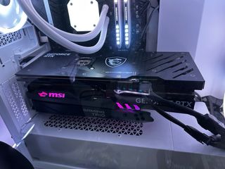 MSI GeForce RTX 4080 GAMING X TRIO