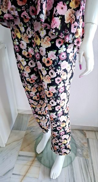 Conjunto HYM flores XXL (44-16)