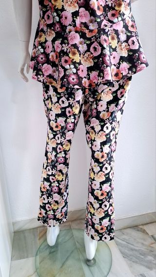 Conjunto HYM flores XXL (44-16)