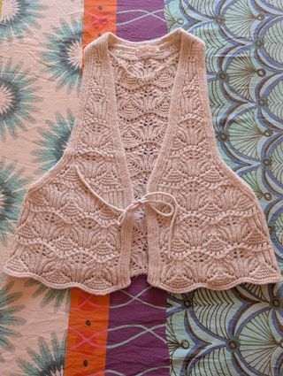 Chaleco beige Eseoese