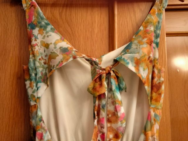 Vestido corto floral multicolor