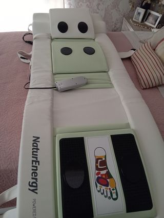 Camilla masajeadora eléctrica NaturEnergy