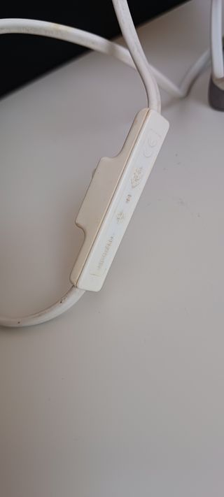 Lampada Ikea a forma di uovo