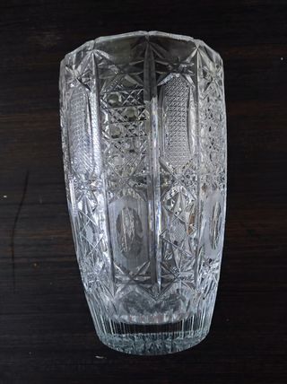 Vaso vetro pregiato inciso