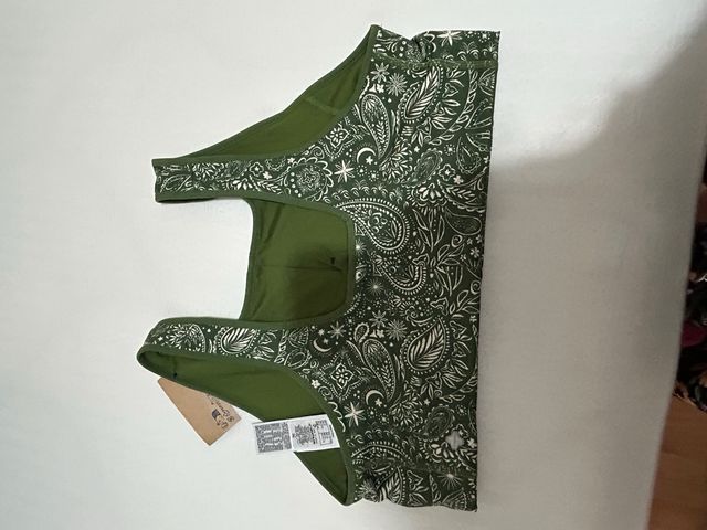 Top sportivo reversibile verde oliva