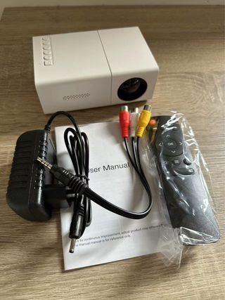 Proyector Mini Portátil Blanco