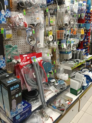 Por jubilación, Vendo negocio de Ferretería Madrid