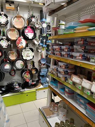 Por jubilación, Vendo negocio de Ferretería Madrid