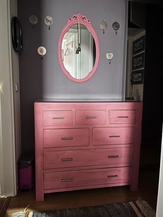 Cómoda vintage rosa - espejo