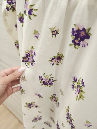 Vestido largo floral blanco y morado